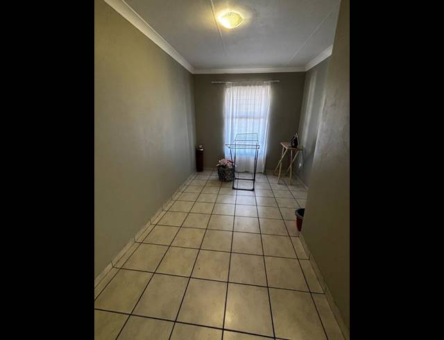 2 BEDROOM PROPERTY TO RENT IN STRUBENVALE